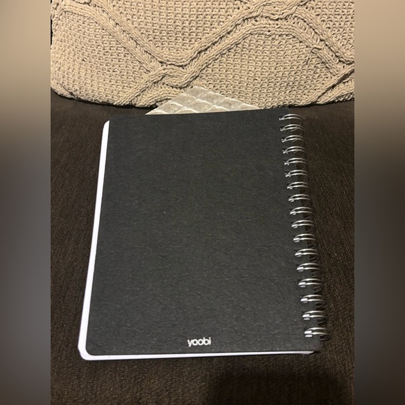 📚Yoobi Cross-Stitch Journal with Black Cover and Colorful Threads📚 - Picture 6 of 11